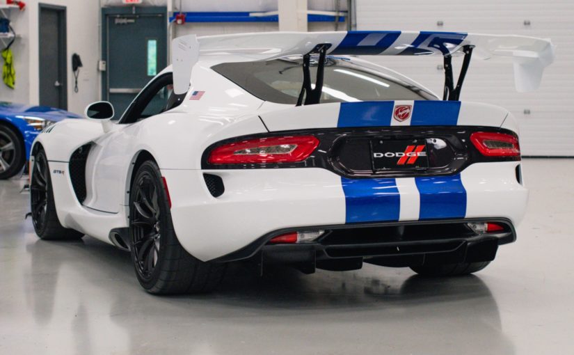 Delivery-Mileage Dodge Viper GTS-R Final Edition ACR Sold For $402,000
